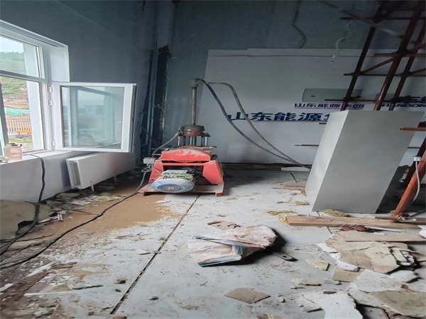 施秉地基基础下沉墙体裂缝加固注浆顶升施工